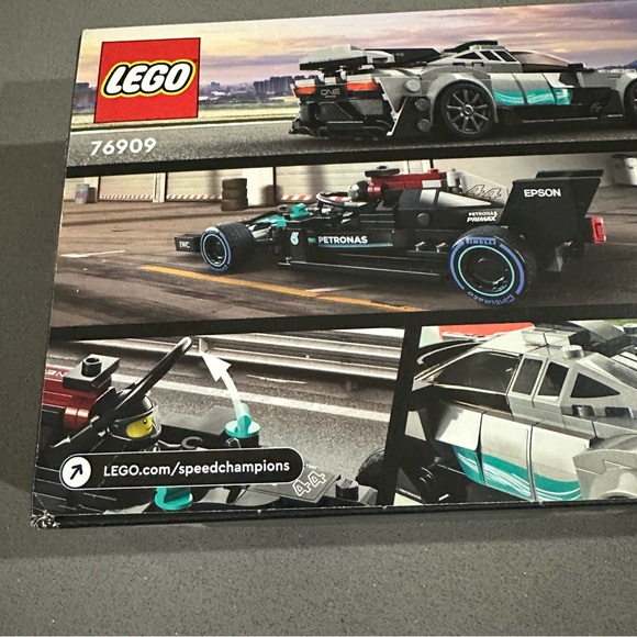 LEGO Speed Champions Mercedes F1 W12 & AMG Project One Set 76909, 564 PCS - Picture 7 of 9